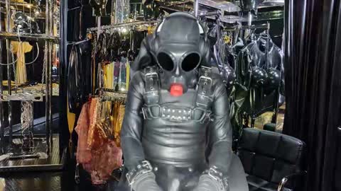 Snapshot of latexlover202 chatting on 03/29/26, 05:13 latexlover202 online show from 03/29/26, 05:13