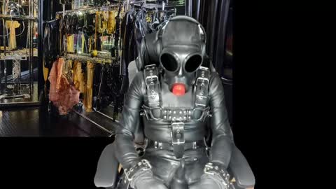 Snapshot of latexlover202 chatting on 04/04/26, 06:38 latexlover202 online show from 04/04/26, 06:38