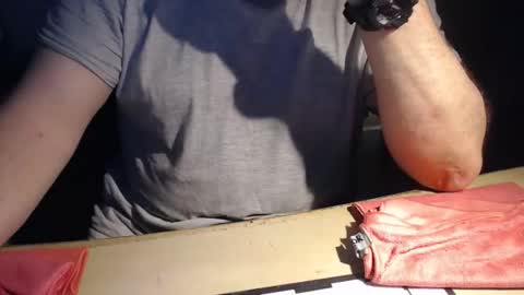 Snapshot of latexloverch71 chatting on 12/14/25, 03:39 Andreas Latexlover online show from 12/14/25, 03:39