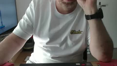 Snapshot of latexloverch71 chatting on 04/24/26, 11:56 Andreas Latexlover online show from 04/24/26, 11:56