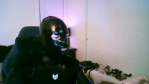 latexminheadroom online show from 10/04/25, 01:25
