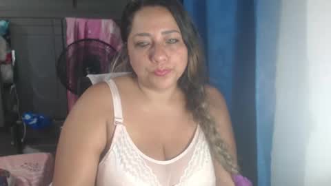 Snapshot of latin_big_boobs chatting on 05/13/26, 11:11 latin_big_boobs online show from 05/13/26, 11:11