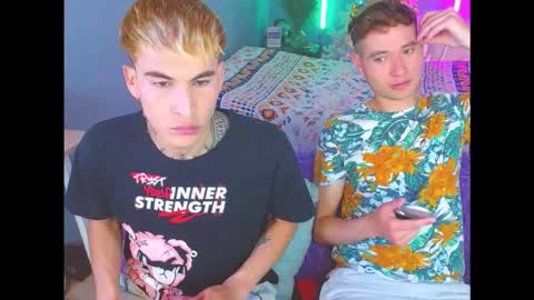 Snapshot of latin_boysxxx_ chatting on 12/05/25, 06:04 latin_boysxxx_ online show from 12/05/25, 06:04