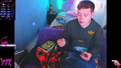 Snapshot of latin_boysxxx_ chatting on 02/15/26, 02:41 latin_boysxxx_ online show from 02/15/26, 02:41