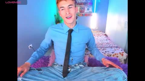 Snapshot of latin_boysxxx_ chatting on 03/12/26, 02:50 latin_boysxxx_ online show from 03/12/26, 02:50