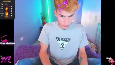 Snapshot of latin_boysxxx_ chatting on 03/19/26, 02:15 latin_boysxxx_ online show from 03/19/26, 02:15