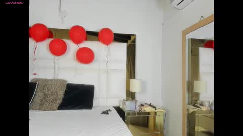 Johana y Santiago online show from 02/16/25, 03:47