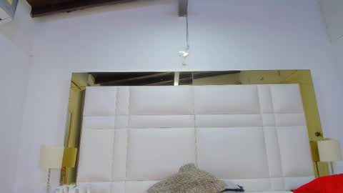 Johana y Santiago online show from 03/08/25, 09:50