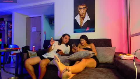 Snapshot of latin_couple77 chatting on 02/05/25, 06:35 Sara y Andy online show from 02/05/25, 06:35