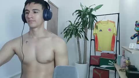 Snapshot of latin_cr7 chatting on 01/15/26, 09:07 Steven online show from 01/15/26, 09:07