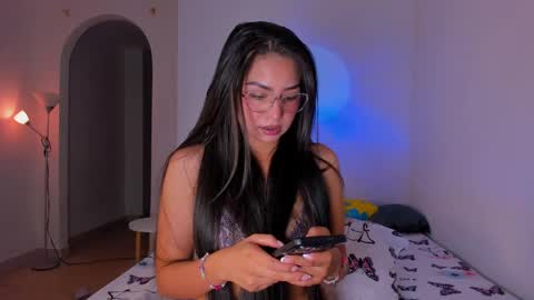 Gabby online show from 09/11/25, 09:04