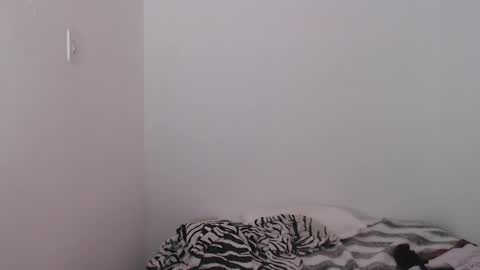 Snapshot of latin_meg chatting on 03/07/26, 04:15 M E G A N online show from 03/07/26, 04:15
