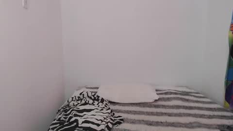 Snapshot of latin_meg chatting on 03/20/26, 06:02 M E G A N online show from 03/20/26, 06:02