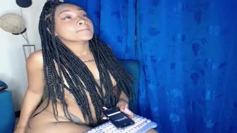 Snapshot of latin_rihanna_j chatting on 01/21/25, 03:37 karen online show from 01/21/25, 03:37