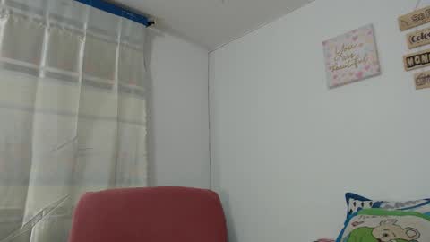 Snapshot of latin_rihanna_j chatting on 11/28/25, 02:36 karen online show from 11/28/25, 02:36