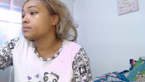 Snapshot of latin_rihanna_j chatting on 01/12/26, 02:55 karen online show from 01/12/26, 02:55