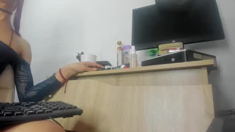 Snapshot of latin_xmenaxxx chatting on 05/13/26, 12:13 latin_xmenaxxx online show from 05/13/26, 12:13