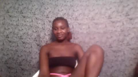 Snapshot of latina_ebony1 chatting on 12/05/25, 08:05 Latina online show from 12/05/25, 08:05