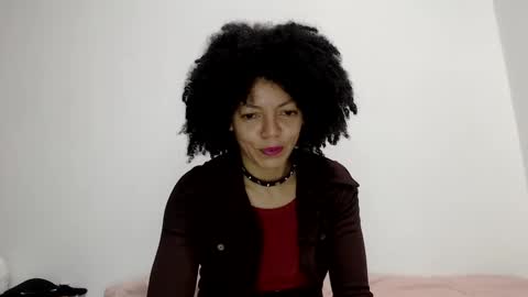 Snapshot of latinadreamy chatting on 02/06/25, 12:22 Latinacoka online show from 02/06/25, 12:22