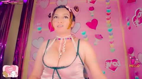 Snapshot of latinagood chatting on 02/22/25, 07:23 paula online show from 02/22/25, 07:23