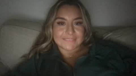 latinalinda02 online show from 09/28/25, 04:29