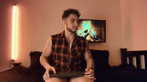 Snapshot of latinboyvip_ chatting on 05/06/26, 02:51 LatinBoyVIP Colombian online show from 05/06/26, 02:51