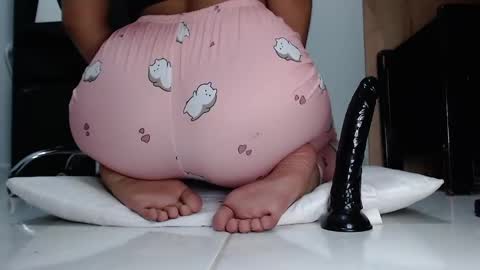 Martina  April online show from 01/14/25, 05:08