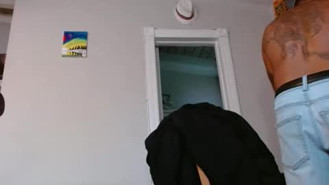 Snapshot of latinfyre chatting on 02/13/26, 05:31 Chris online show from 02/13/26, 05:31