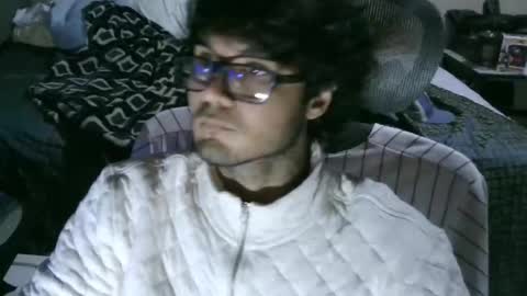 Snapshot of latinincognito chatting on 01/17/26, 08:30 latinincognito online show from 01/17/26, 08:30