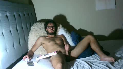 Snapshot of latinincognito chatting on 03/22/26, 05:00 latinincognito online show from 03/22/26, 05:00