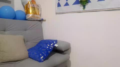 Snapshot of latinmartin254 chatting on 09/24/25, 01:53 latinmartin254 online show from 09/24/25, 01:53