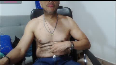 Snapshot of latinmartin254 chatting on 03/24/26, 02:16 latinmartin254 online show from 03/24/26, 02:16
