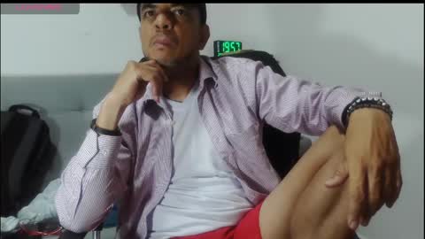 Snapshot of latinmartin254 chatting on 04/21/26, 12:56 latinmartin254 online show from 04/21/26, 12:56