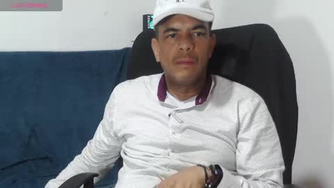 Snapshot of latinmartin254 chatting on 05/14/26, 01:12 latinmartin254 online show from 05/14/26, 01:12