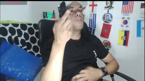 Snapshot of latinmartin254 chatting on 07/04/26, 05:02 latinmartin254 online show from 07/04/26, 05:02