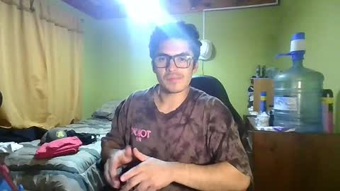 Snapshot of latinn_babe chatting on 03/28/26, 06:02 latinn_babe online show from 03/28/26, 06:02