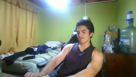 Snapshot of latinn_babe chatting on 04/06/26, 04:10 latinn_babe online show from 04/06/26, 04:10