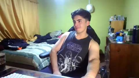 Snapshot of latinn_babe chatting on 05/27/26, 04:20 latinn_babe online show from 05/27/26, 04:20