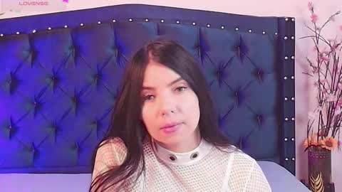 latinnangel online show from 11/30/25, 12:14