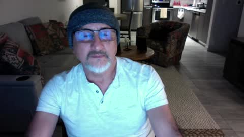 QS - INDEPENDENT MODEL online show from 12/11/24, 06:04