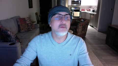 QS - INDEPENDENT MODEL online show from 12/21/24, 10:40