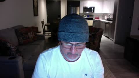 QS - INDEPENDENT MODEL online show from 01/21/25, 03:15