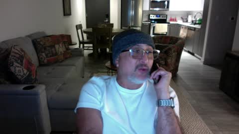 QS - INDEPENDENT MODEL online show from 02/07/25, 02:50