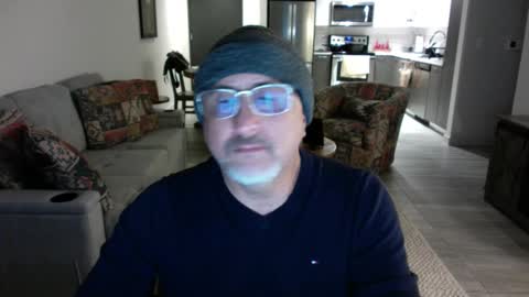 QS - INDEPENDENT MODEL online show from 02/09/25, 04:46