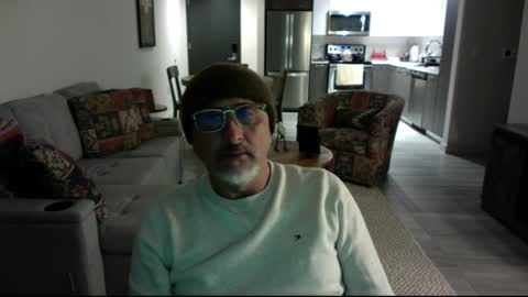 QS - INDEPENDENT MODEL online show from 02/17/25, 02:09