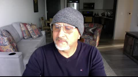 QS - INDEPENDENT MODEL online show from 02/22/25, 10:09