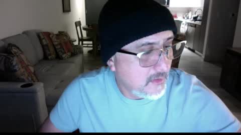 QS - INDEPENDENT MODEL online show from 02/26/25, 06:37