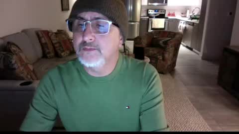 QS - INDEPENDENT MODEL online show from 02/27/25, 02:10