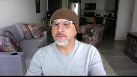 QS - INDEPENDENT MODEL online show from 03/01/25, 06:21