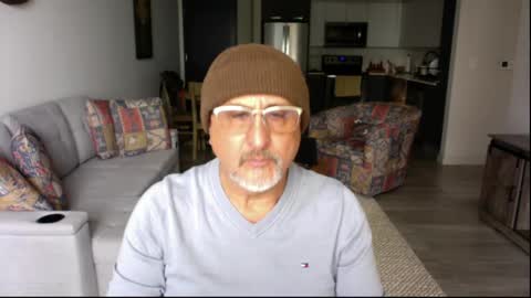 QS - INDEPENDENT MODEL online show from 03/04/25, 05:13